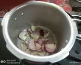 A picture of step 1 of Spinach / dal palak.
