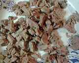 A picture of step 1 of Leftover Smoked duck salad.