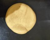 A picture of step 3 of Aloo Paratha.
