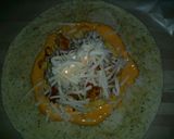 A picture of step 6 of Crunchy chicken taco wrap.