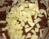 รูปขั้นตอนการทำที่ 6 ของ แอปเปิ้ลบราวนี่เข้มข้นในหม้อหุงข้าว (Rich Apple Brownies in a Rice Cooker)