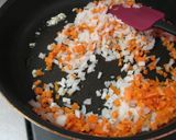 A picture of step 4 of Russian Piroshki.