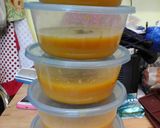 A picture of step 5 of Carrot and coriander soup with a twist.