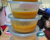 A picture of step 5 of Carrot and coriander soup with a twist.