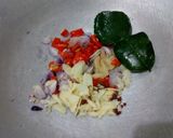 Foto langkah ke 3 dari resep Oseng oseng bunga pepaya.