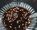 A picture of step 4 of Imli and jaggery chutney.