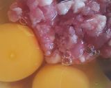 รูปขั้นตอนการทำที่ 1 ของ ไข่เจียวหมูสับ