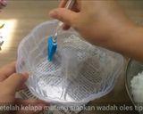 Foto langkah ke 4 dari resep BOLU PUTUAYU PANDAN KUKUS ISI GULA AREN, EMPUK, LEMBUT, GURIH.