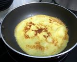 A picture of step 2 of Durian Crepe.