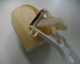 A picture of step 2 of Osechi Flower Vinegar-Pickled Lotus Root.