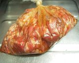 A picture of step 1 of Manga-Like Meat on a Stick.