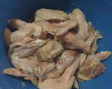 Foto langkah ke 1 dari resep Spicy Fire Wings.