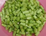 Foto langkah ke 3 dari resep Eseng2 Lombok Ijo.