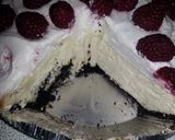 A picture of step 7 of Cheesecake With An Oreo Twist.