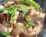 รูปขั้นตอนการทำที่ 4 ของ อกไก่ผัดพริกไทยดำ