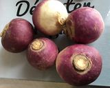 Une image de l'étape 1 de Navets violets aux tomates,ail et oignon.
