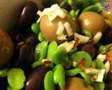 A picture of step 3 of Fava Beans and Olives.