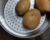 A picture of step 2 of Potato pappad.
