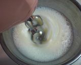 A picture of step 2 of Pure White Roll Cake.