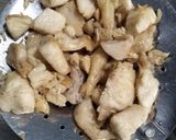Foto langkah ke 2 dari resep Ayam asam manis pedas.