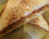 A picture of step 3 of Shami sandwich.
