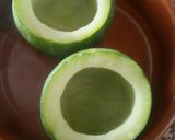 Foto del paso 7 de la receta Calabacines rellenos de pollo y ciruelas