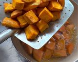 Foto langkah ke 2 dari resep Ubi Karamel (Goguma Matang).