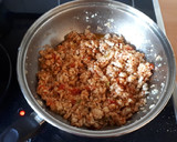Foto del paso 4 de la receta: 85. Empanada de pollo