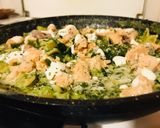 Spenótos-tejfölös tészta lazaccal recept fázis 3 fotója