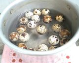 Foto langkah ke 1 dari resep Telur Puyuh Rebus 5 menit.