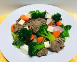 Foto del paso 3 de la receta: Salteado de carne con brócoli, zanahoria, tofu!!