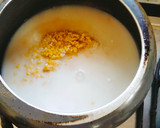 A picture of step 2 of Chakkara pongal 😋😋.