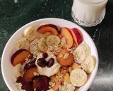 A picture of step 4 of Muesli with Plums and Banana.