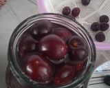عکس مرحله 2 از دستور کمپوت گیلاس سیاه