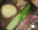 Foto del paso 2 de la receta Caldo de pollo y verduras con fideos