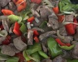 Foto del paso 6 de la receta: Hígado de cerdo en salsa