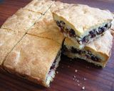 A picture of step 5 of Betty’s Belgian Shortcake.