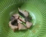 Foto langkah ke 2 dari resep Pepes Ikan Asin Tuna.