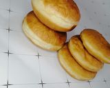A picture of step 5 of Pillow doughnut.