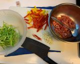 香菜炒肉絲的食譜步驟1照片