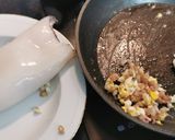 Foto del paso 7 de la receta: Calamar relleno de sus tentáculos, aletas y Cigala
