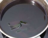 Foto langkah ke 2 dari resep Sirup Rosela Pandan.