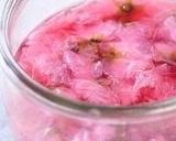 A picture of step 13 of Salt-Preserved Sakura Blossoms.