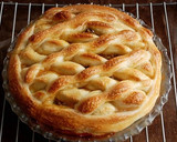 A picture of step 6 of Low-Calorie Pie-Style Bread.