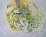 A picture of step 4 of Crispy Matcha Cookies.