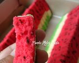 Foto langkah ke 7 dari resep Bolu Kukus Semangka.