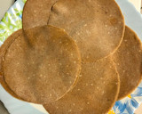 A picture of step 3 of Dates Paratha.