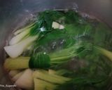Foto langkah ke 2 dari resep Tumis Pakcoy Bawang Putih.