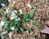Foto langkah ke 5 dari resep Mie Goreng Prasmanan.
