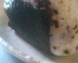 A picture of step 5 of For Rice Balls Homemade Umeboshi Kombu Tea.